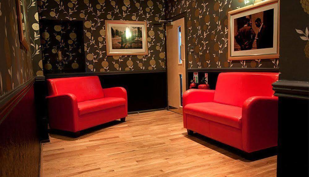 Beveridge Park Hotel Керкколди Экстерьер фото