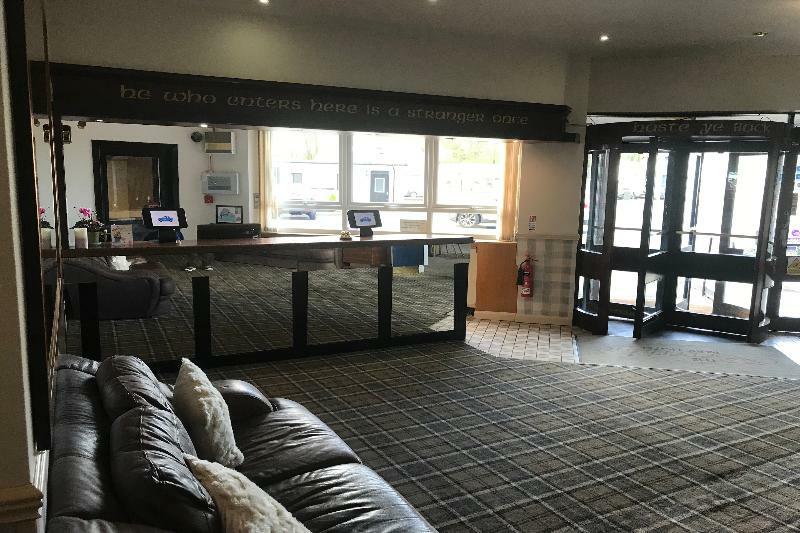 Beveridge Park Hotel Керкколди Экстерьер фото