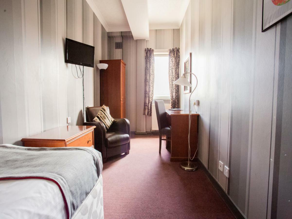 Beveridge Park Hotel Керкколди Экстерьер фото