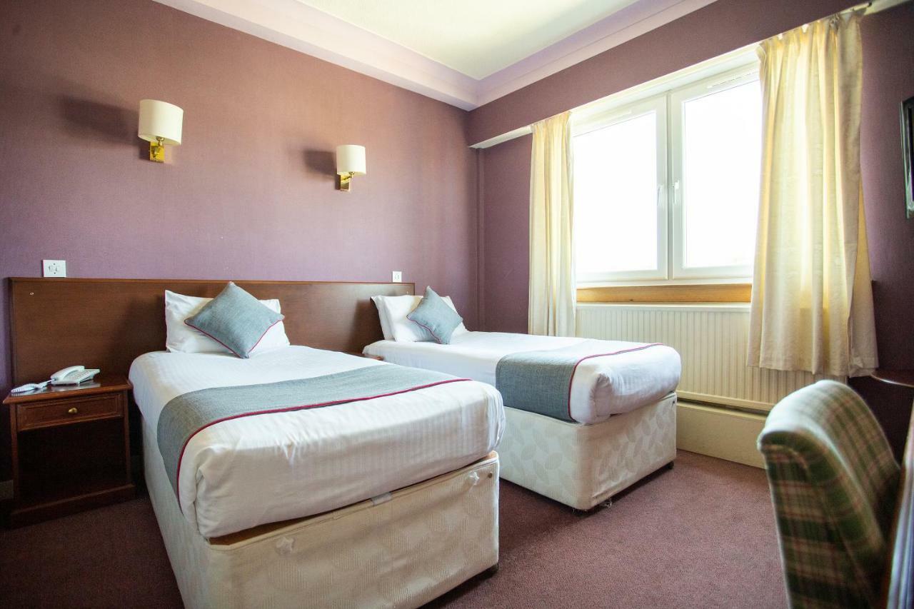 Beveridge Park Hotel Керкколди Экстерьер фото